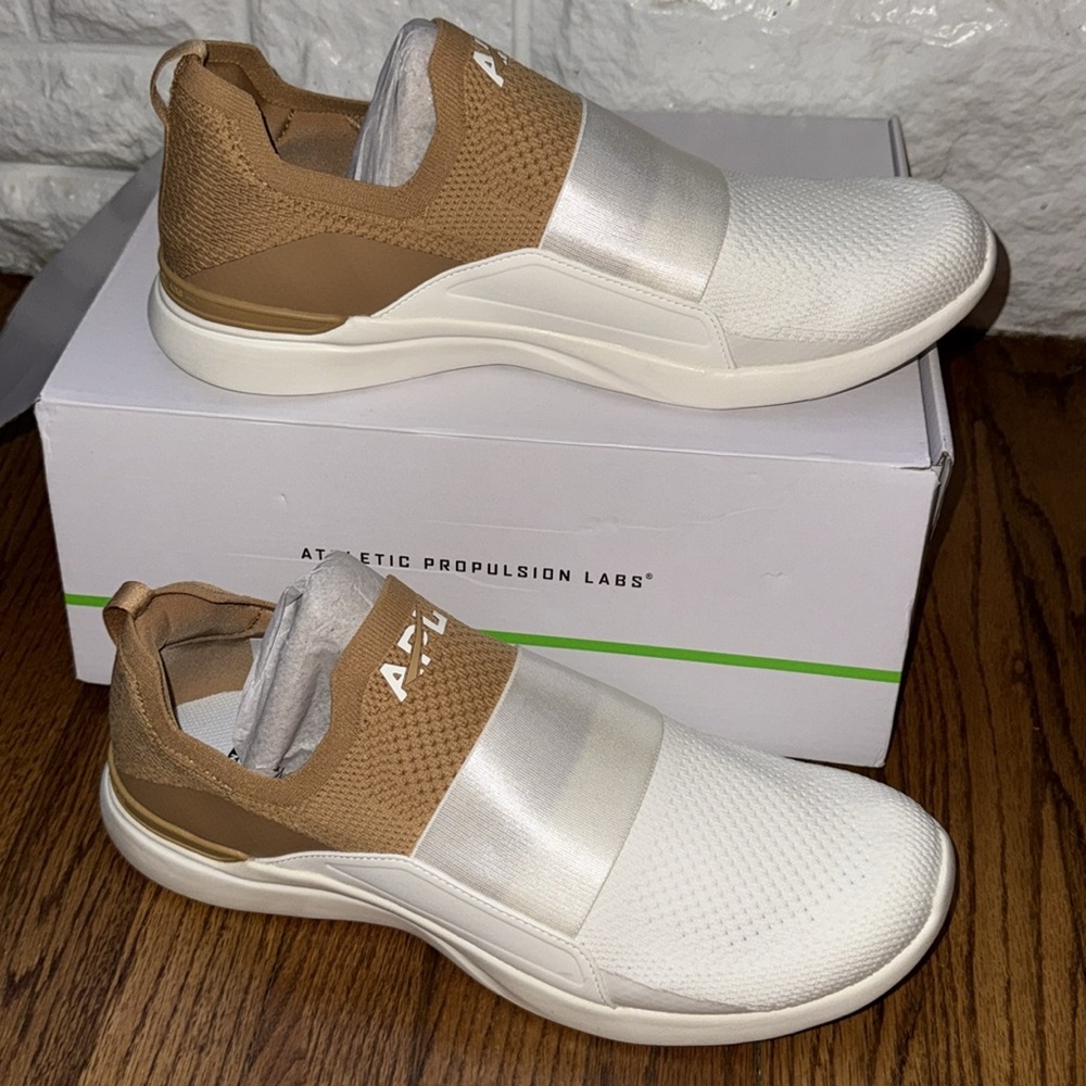 APL Men's TechLoom Bliss Sneakers sz 12